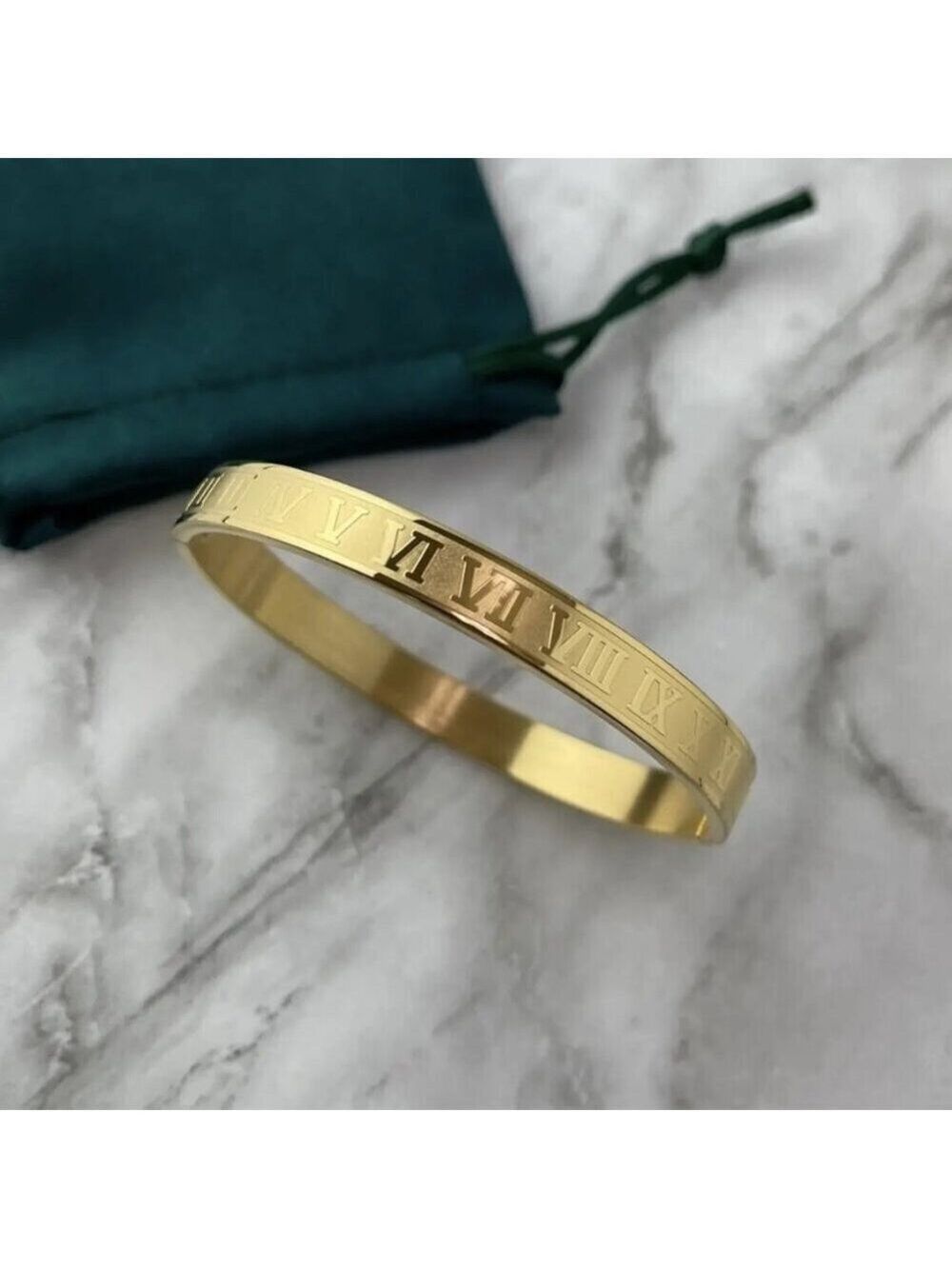 Roman Numeral 18k Gold Plated Bracelet Timeless Engraved Stainless Steel Bangle